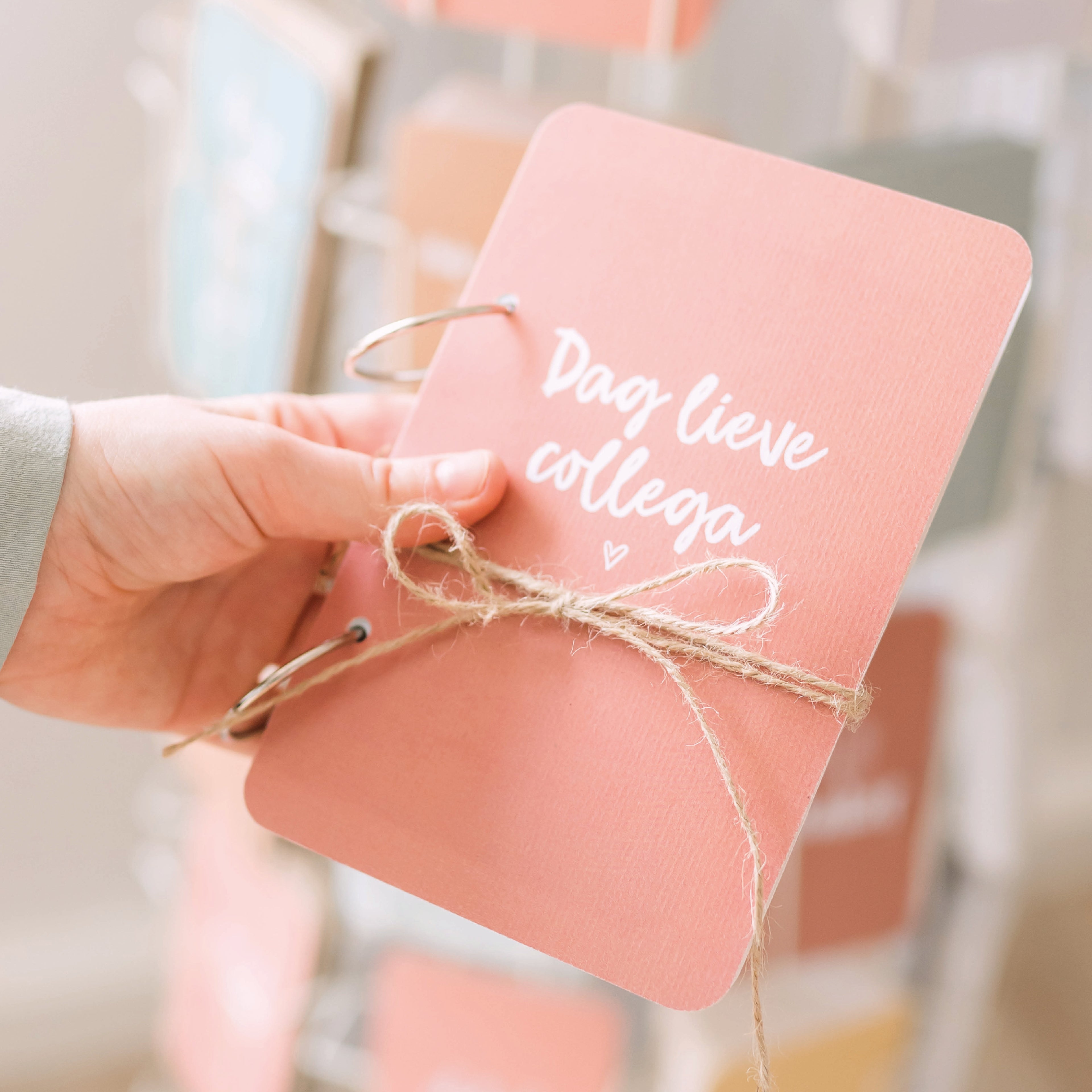 Afscheidscadeau voor een collega met de tekst &