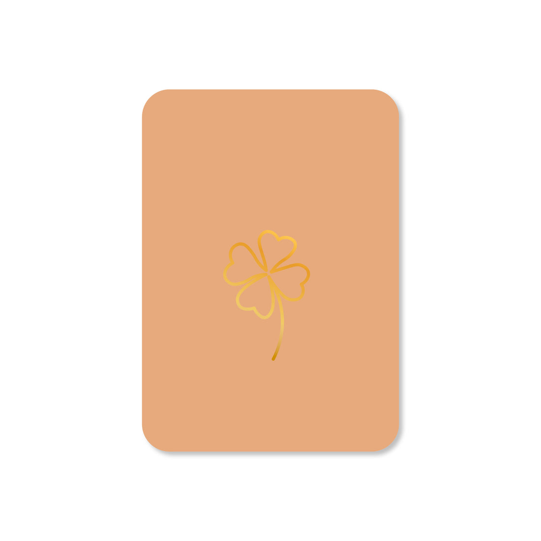 Minikaart in de kleur oranje met een illustratie van een klavertje vier in het goudfolie.